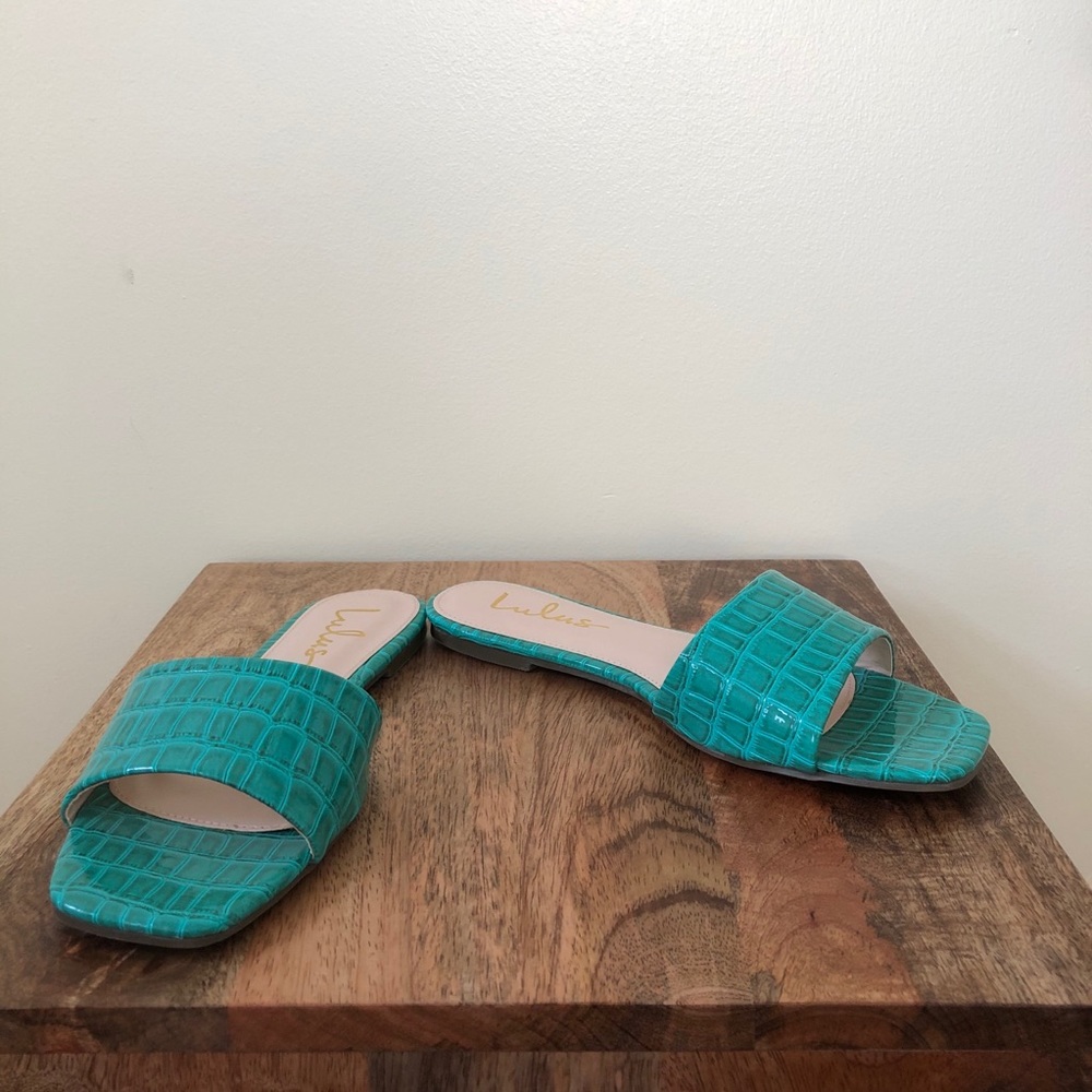 Lulus Markiee Teal Crocodile Embossed Slide Sandal - Picture 6 of 13
